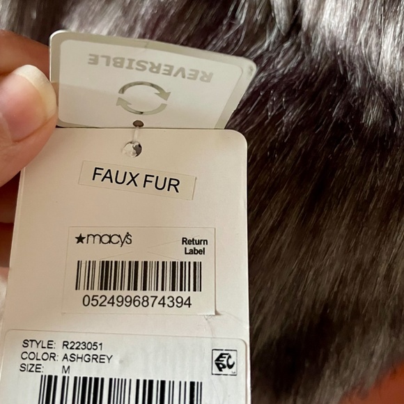 Beautiful Double Sided Faux Fur Coat🤩 - Picture 6 of 11